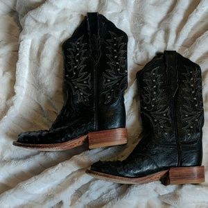 Lucchese ostrich cowboy boots
